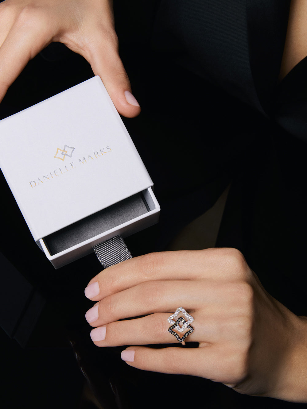 Intertwined Ring
